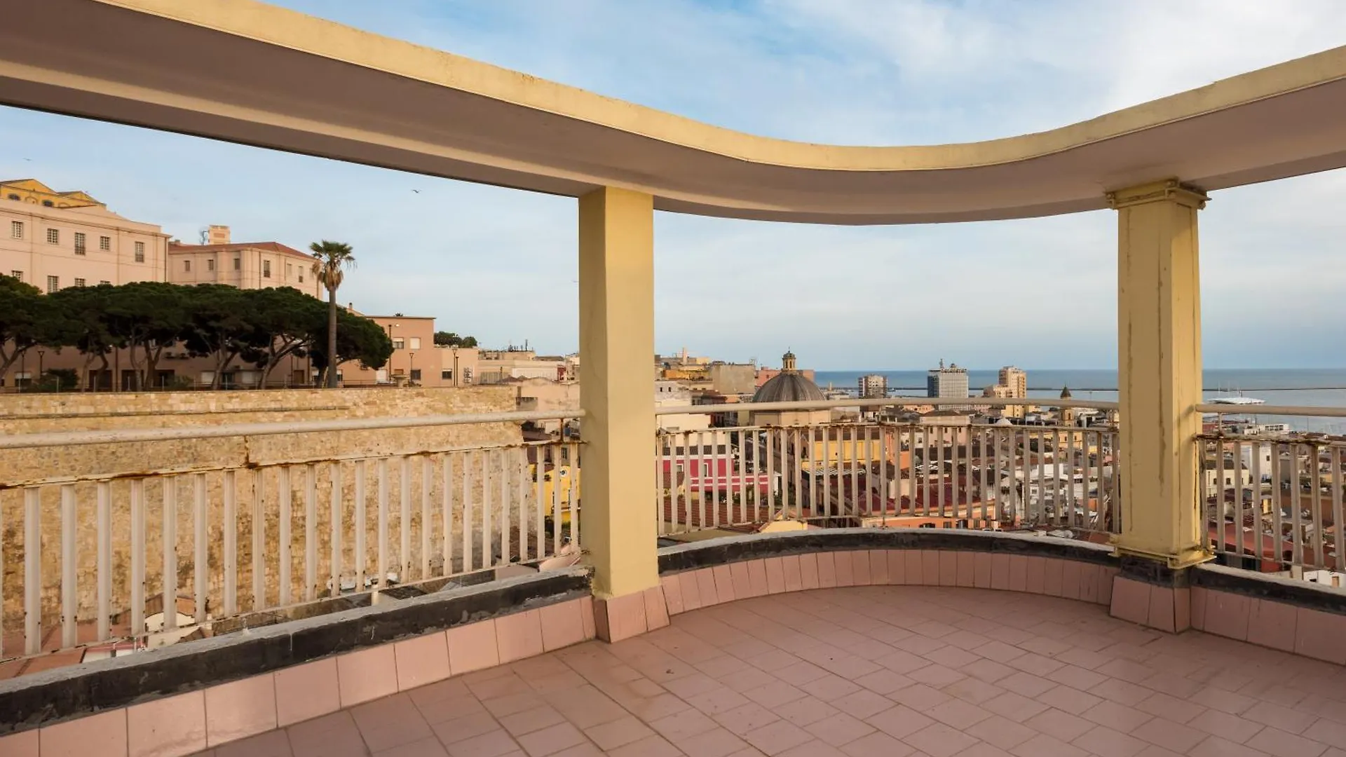 Cagliari Luxury Design Apartment Italy